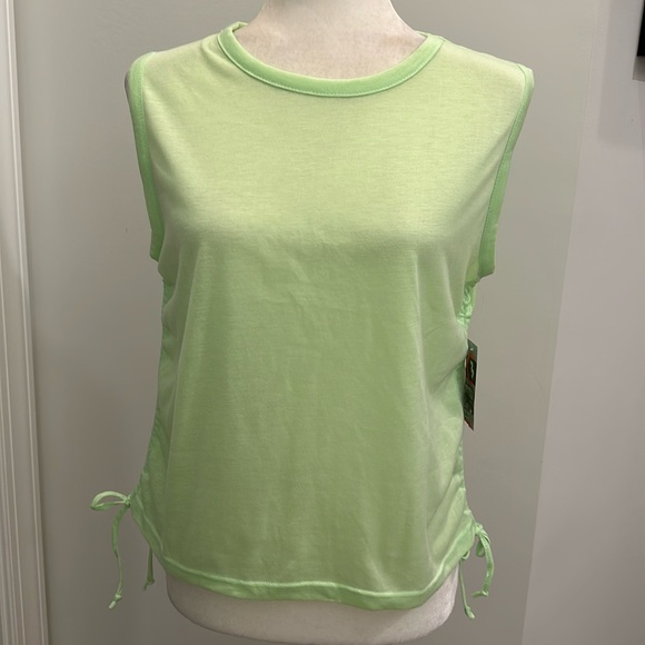 NWT- Series 8 fitness sleeveless active tank top crop shirt, Size L - Picture 1 of 10